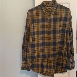 NEVER WORN FLANNEL SHIRT - G.H BASS & CO